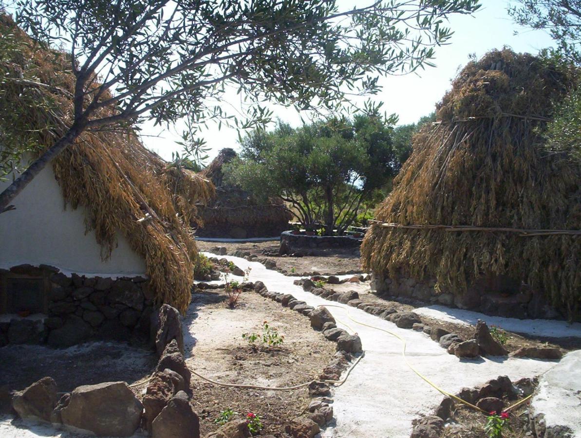 Ovile Juanne Loddo Orosei Exterior photo