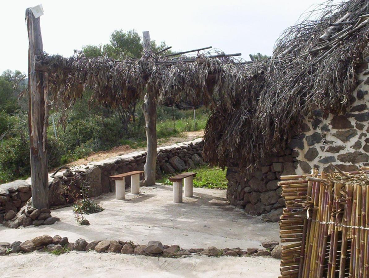 Ovile Juanne Loddo Orosei Exterior photo