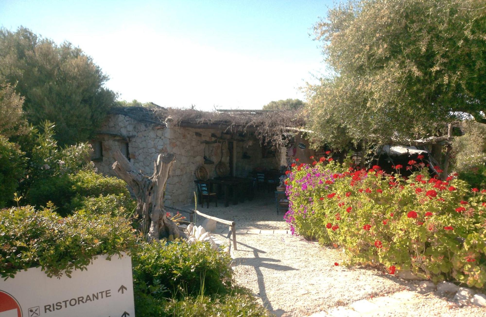 Ovile Juanne Loddo Orosei Exterior photo